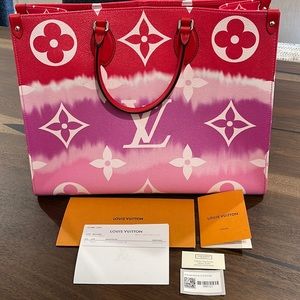RARE NEW Louis Vuitton Onthego Escale GM Red